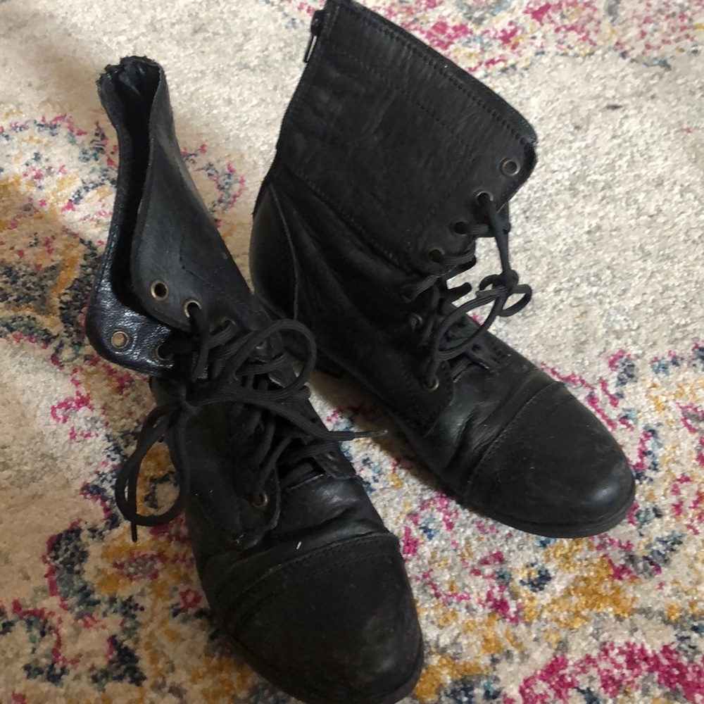 Steve Madden combat boots